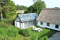 Orangeri-til-stråtækt-hus
